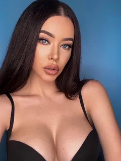 Adeline profile in Dubai photo 3