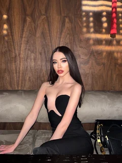 Adeline profile in Dubai photo 4