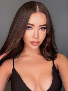 Adeline profile in Dubai photo 5