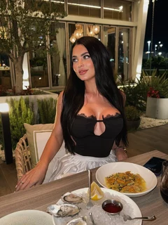 Amira profile in Dubai photo 5