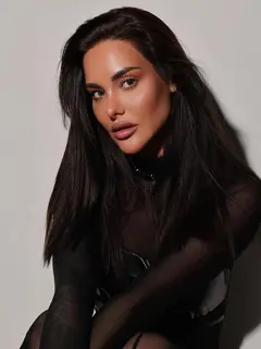 Eliana profile in Dubai photo 4