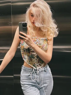 Laura profile in Dubai photo 4