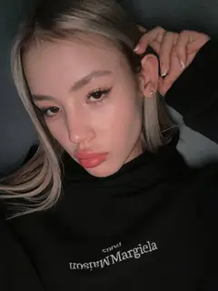 Olya profile in Dubai photo 11