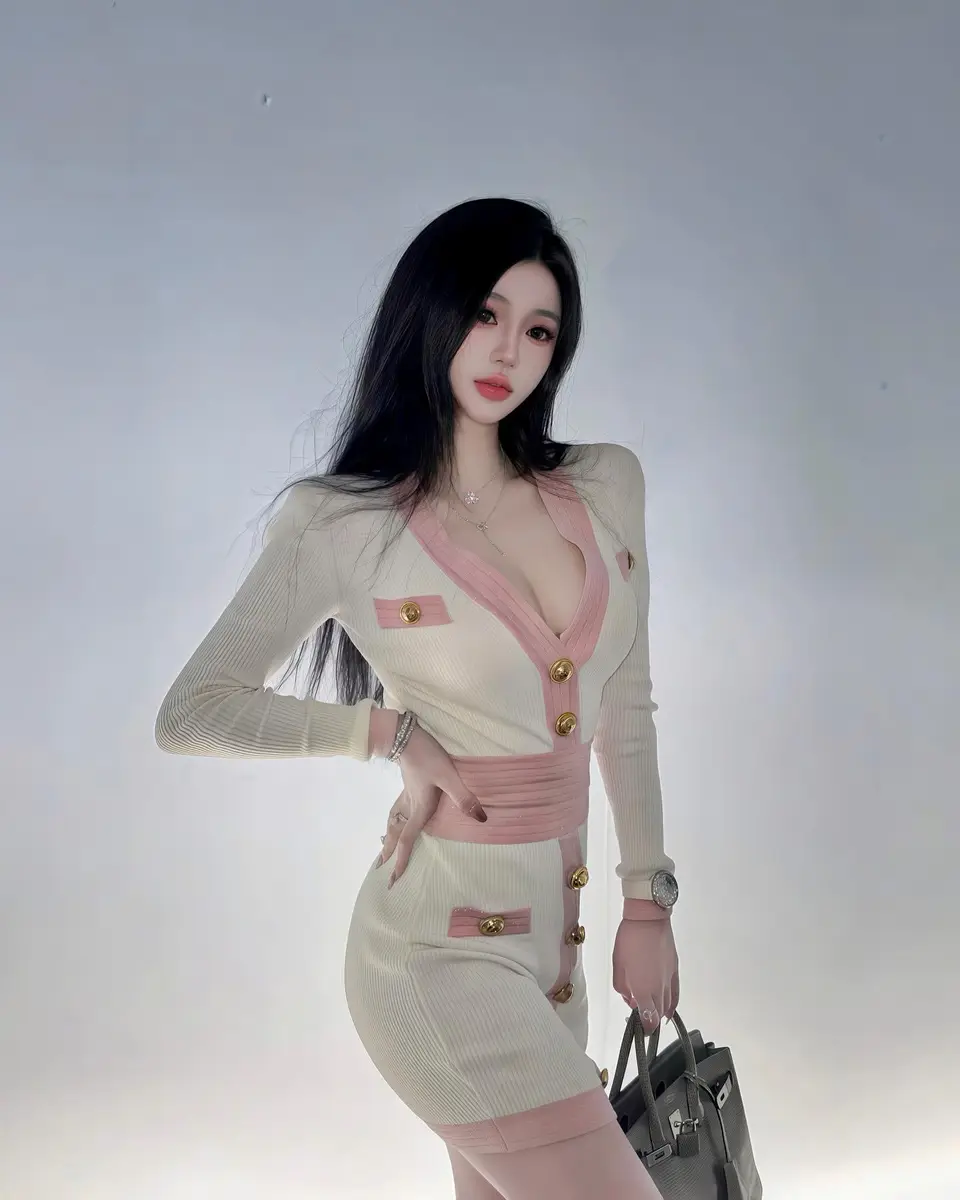 Uma profile in Dubai